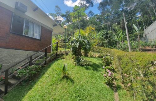 Teresopolis House | Casa aconchegante com vista para as montanhas