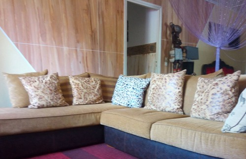Jacqueville House | Casa Afrika