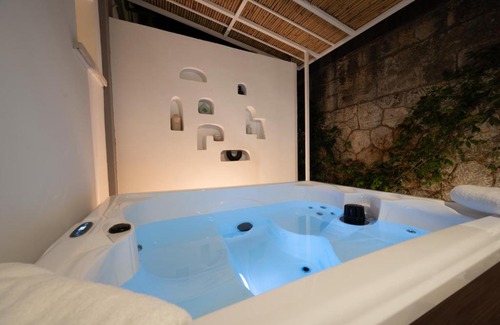 Casteldaccia Villa | Casa Aive: Jacuzzi and Relax