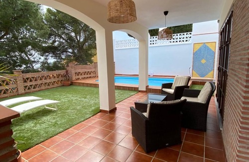 Velilla-Taramay Ski Chalet | Casa Al Alba