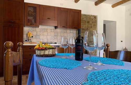 Agropoli Apartment | "Casa Alloro" apartment located in a quiet area of Agropoli.