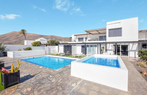 Macher House | Casa amanecer 1