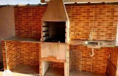 Regiao Urbana Homogenea XVIII House | Casa amarela 13