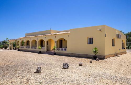 La Parata Villa | Casa Ana - delightful semi-detached villa with large swimming pool, tennis court and huge gardens plus Free wifi
