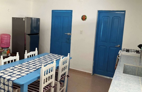 Chelem House | Casa Azul Summary: Su