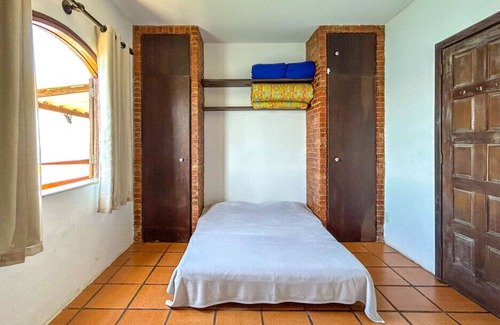 Mangaratiba House | Casa beira-mar com piscina na Ilha de Itacuruçá/RJ