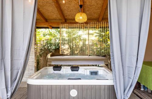 Petrovaradin House | Casa Bella Fruška Gora with HOT TUB