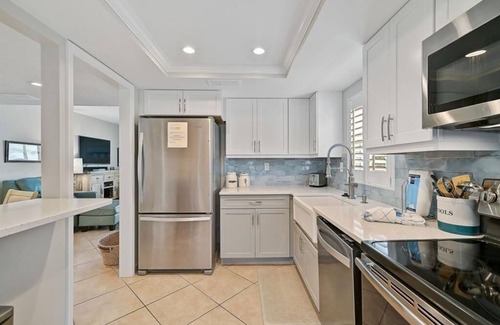 Siesta Key Villa | Casa Blanca - A206 - Your Beachfront Retreat Awaits