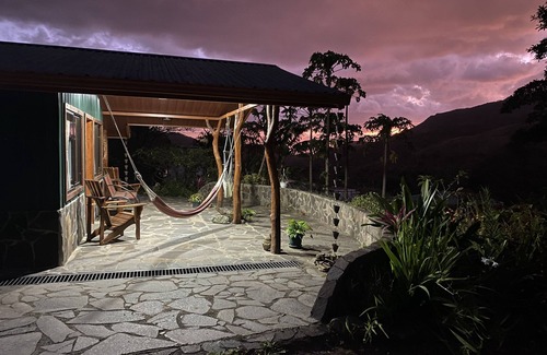 Monteverde Cabin | Casa Cacique surrounded by nature and beauty