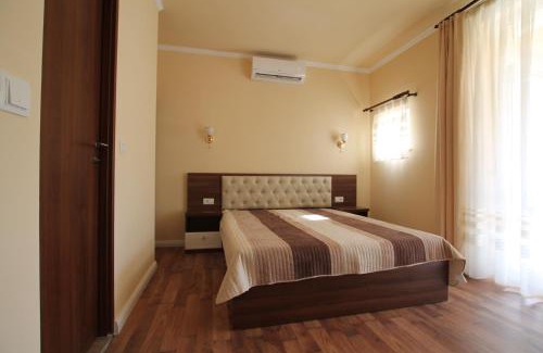 Baile Felix House | Casa Camelia Felix