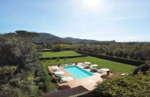 Calci House | Casa Caminetto - Agriturismo Rosselmini Historic home in Tuscany