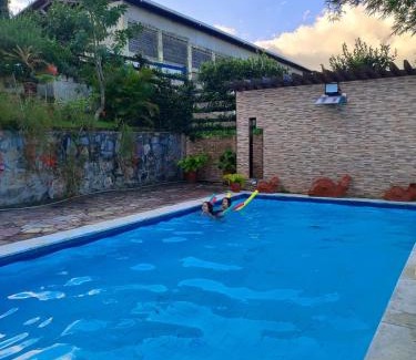 Novo Gravata House | Casa Cantinho da Paz, seu lazer completo, churrasqueira, piscina e muita tranquilidade
