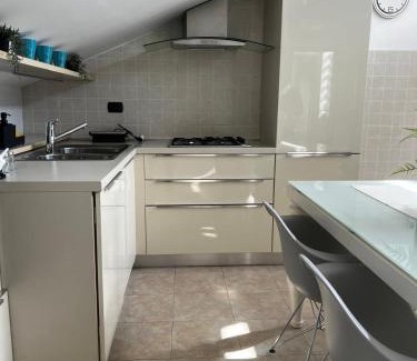 Seveso Apartment | Casa Carmen