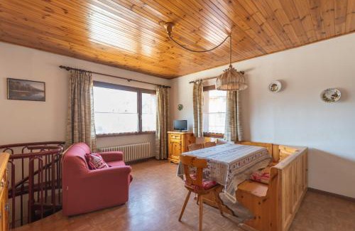 San Giovanni di Fassa Apartment | Casa Carnevali