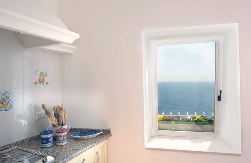 Positano Villa | Casa Carolina, sleeps 6 + 2