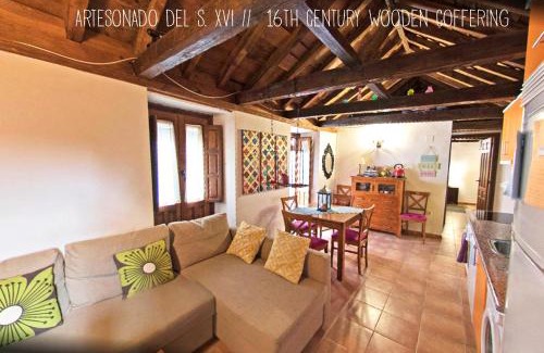 Toledo City Center Apartment | Casa Catedral - terraza privada con vistas en el corazón de Toledo