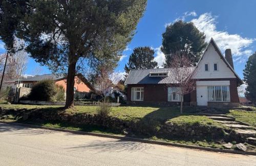 Alumine House | Casa Centro, Aluminé