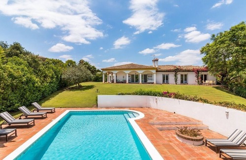 Sotogrande Villa | Casa Christina, a bright and spacious villa located in Sotogrande Alto