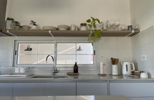 Las Colinas de Peralta Ramos House | Casa Coco - Casa Zona Faro Para 5 PAX a 3 Cuadras del Mar - Hola sur
