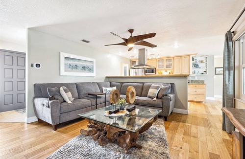 Cocoa Isles Country Club House | Casa Coco Retreat w/Heated Pool & Outdoor Kitchen!