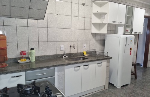 Regiao Urbana Homogenea VI House | Casa ,com uma Suite,sala de Estar,cozinha Garagem