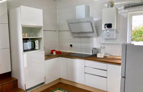 Louro Apartment | Casa completa al lado de la playa con Parking