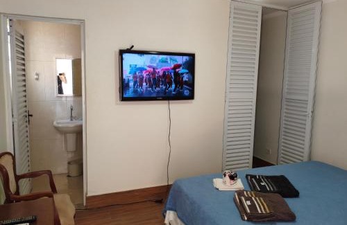 Zona Leste House | Casa Completa com Cama Super King SIze ao lado do Metrô