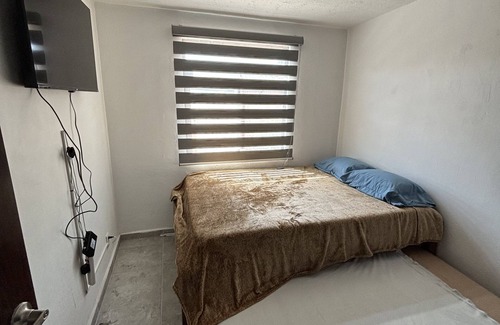 Tlajomulco de Zuniga House | Casa con Todos los Servicios Para Hasta 8 Personas