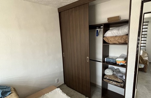 Tlajomulco de Zuniga House | Casa con Todos los Servicios Para Hasta 8 Personas