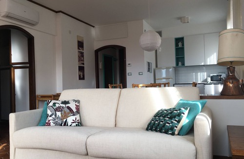 Camogli Apartment | Casa con Vista Alle Porte del Parco di Portofino Codice Citra 010007-lt-0347