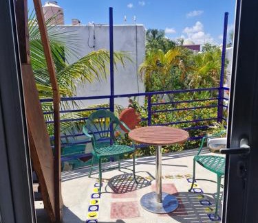 Puerto Juarez House | Casa Corazón Beachfront private room & terrace!