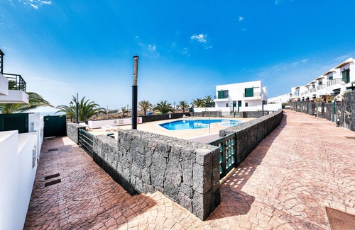 Costa Teguise Ski Chalet | Casa Costa Esmeralda