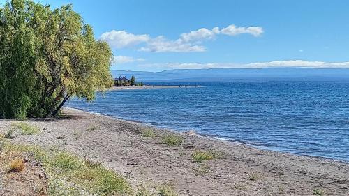Los Antiguos House | Casa costanera Lago Buenos Aires, Los Antiguos