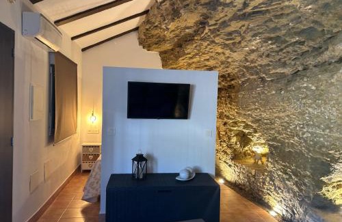 Setenil de las Bodegas House | Casa Cueva Sol y Luna Setenil