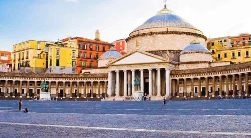 Historical Center Apartment | Casa Cupiello Via Chiaia - Casa Vacanze ad uso Esclusivo