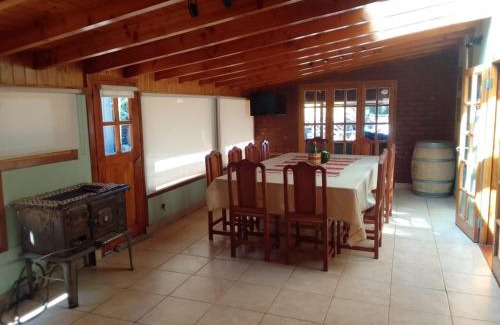 Golondrinas House | Casa Curapil