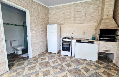 Matinhos House | Casa das Flores com piscina