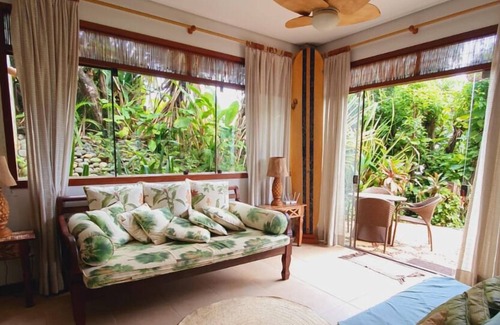 Centro House | Casa de Alto Padrão com Vista Mar