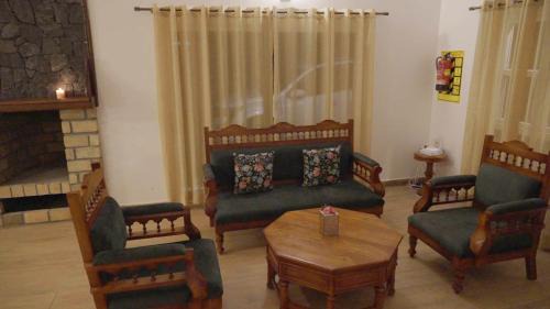 Ithalar House | Casa de Amor at Ooty by EBR - Pristine 3Bhk Villa Ooty