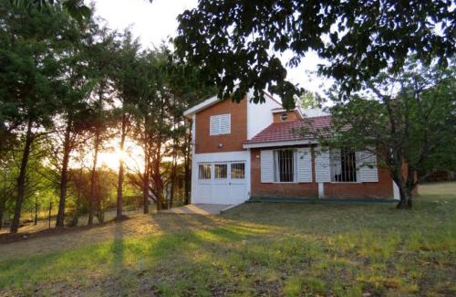 La Estancia House | casa de campo a metros del lago