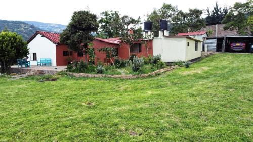 Sogamoso House | Casa de Campo, Excelente Ubicación y Amplias Zonas Verdes