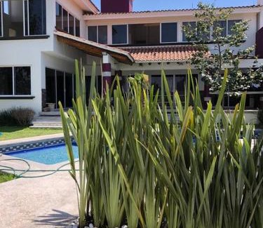 Tezoyuca Villa | Casa de la MINA con Hermosa Vista!