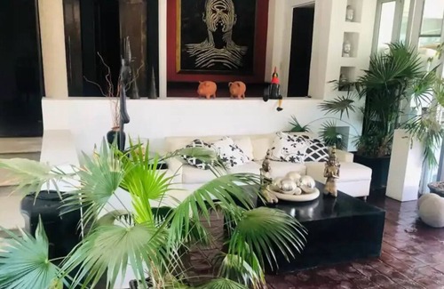 Riberas del Pilar House | Casa De Los Artistas