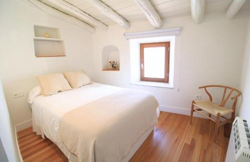 Linares de la Sierra House | Casa de los lavaderos by Sierra Viva