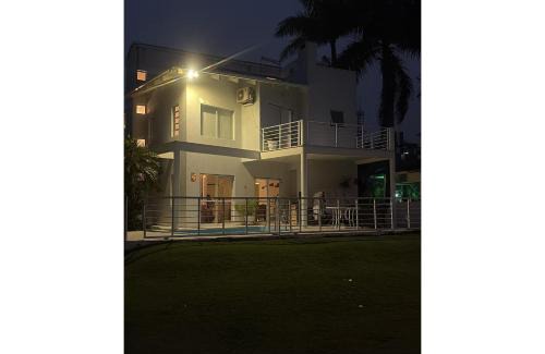 Enseada House | Casa de Praia Brisa do Oceano - São F. do Sul/SC