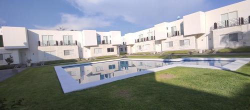 Yautepec House | Casa de Rosas