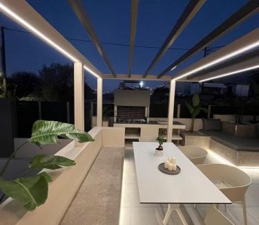 Petaloudes House | Casa De Sario