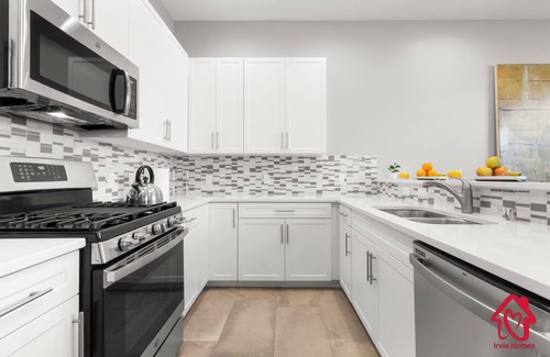 Downtown Albuquerque House | Casa De Tijeras – Amazing Downtown 3bd w Garage