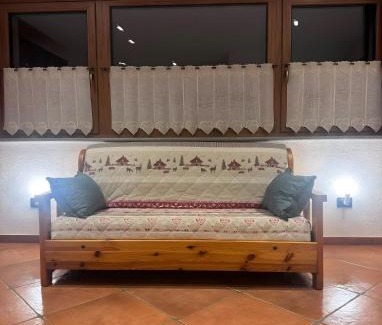 Valle d'Aosta Apartment | Casa dei Caprioli