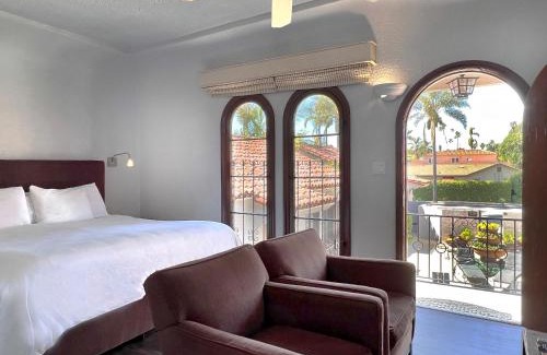 West Beach Hotel | Casa Del Mar Inn
